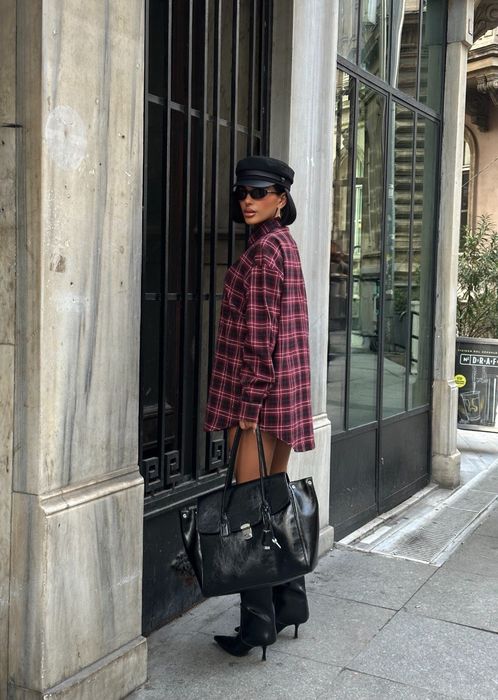 Дебела риза налична в размер S и M