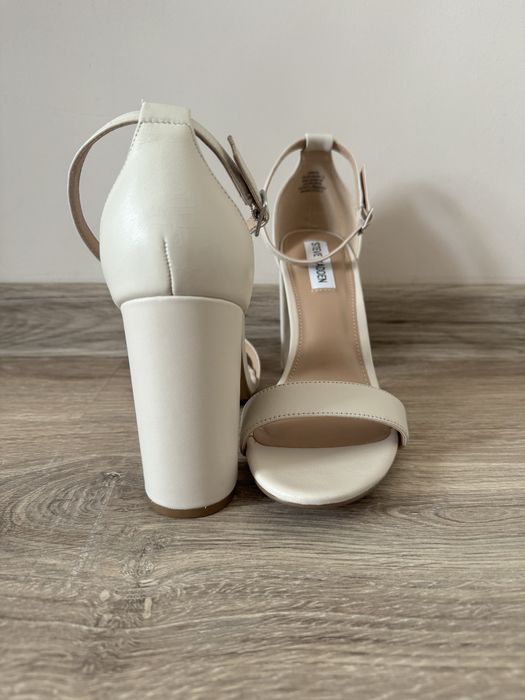 Нови! Steve Madden отворени обувки с дебел ток, естествена кожа