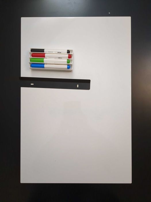 Магнитна дъска / мемо табло