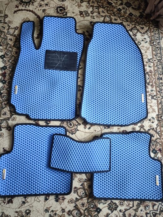 Продается эксклюзивный по цвету коврики