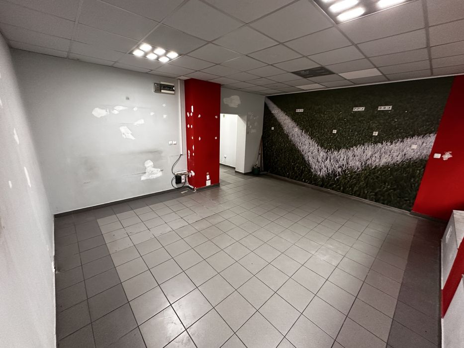 Spatiu de inchiriat 98mp2 Bd. Mihai Viteazul x Str. Crisan