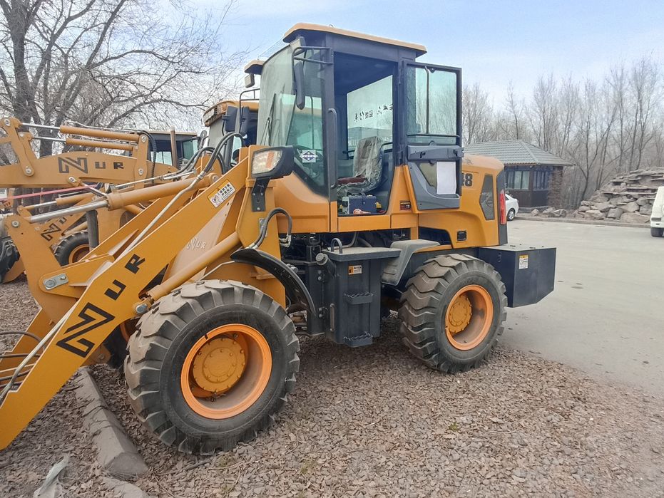 Фронтальный погрузщик NUR