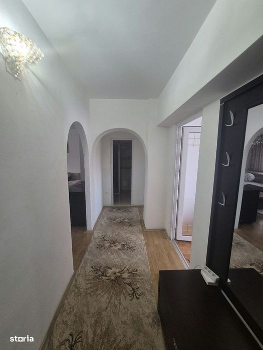 Apartament 3 camere de închiriat – Gh. Doja, etaj intermediar.