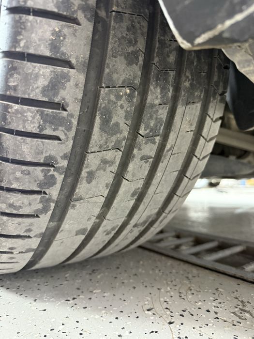 Продам диски с шинами на мерс r19