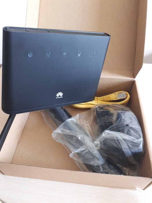 чисто нов 4G/LTE рутер за мобилен интернет Huawei B310, пълен комплект