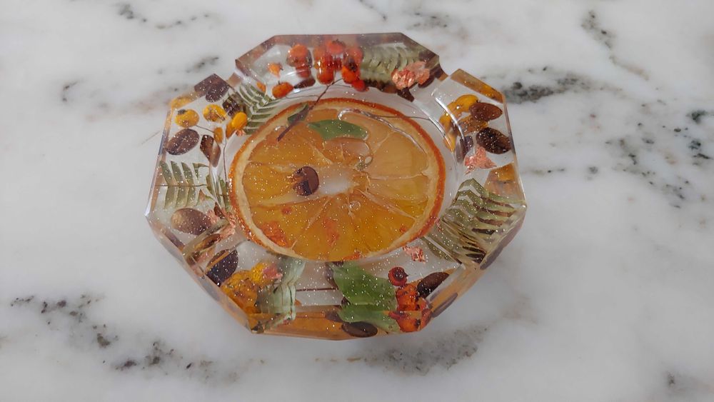 Дърво и епоксидна смола