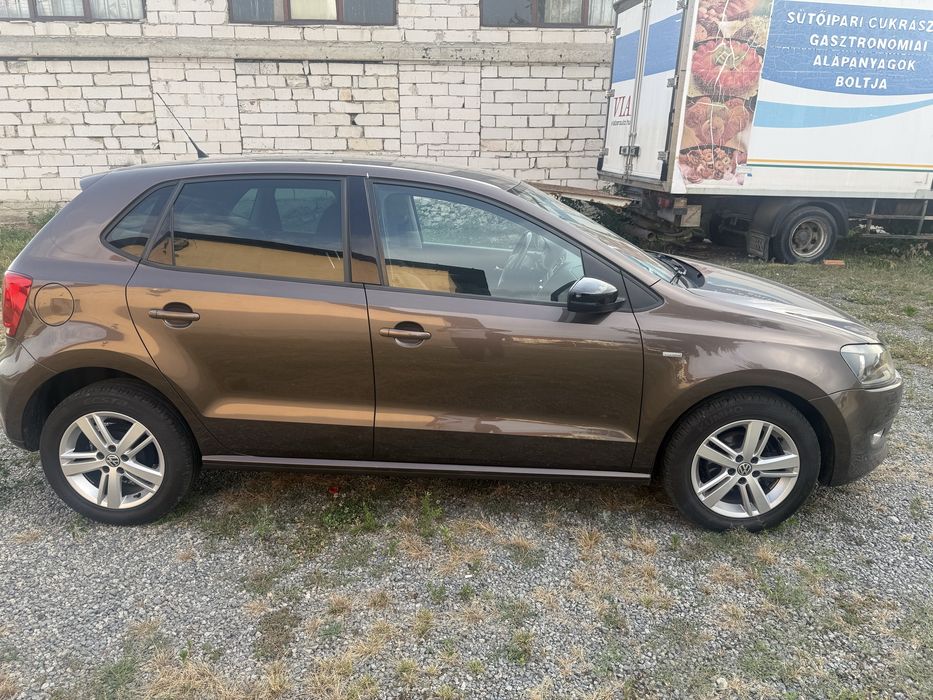 VOLKSWAGEN Polo 2013 — imagine 3