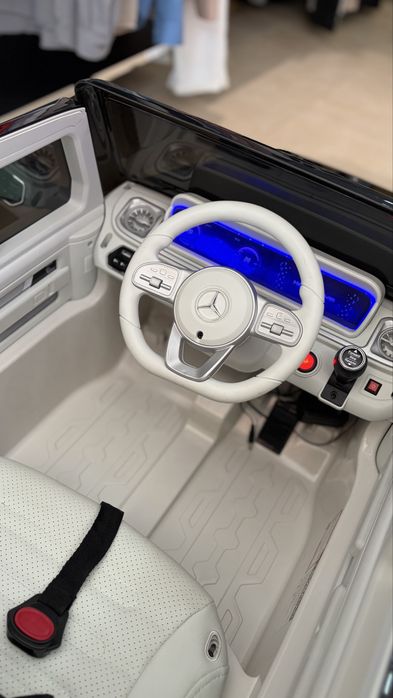 Акумулаторен джип Mercedes-Benz Concept EQG 12V с меки гуми и кожена седалка