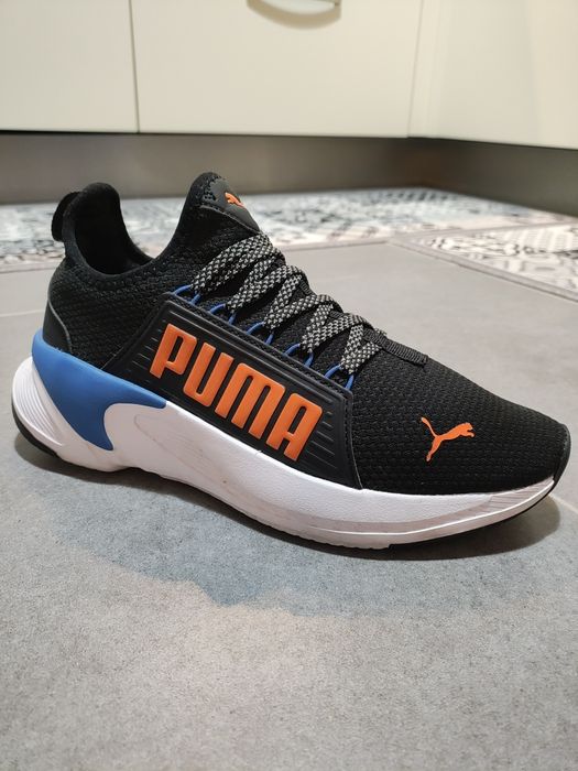 Adidași Puma mărimea 39 unisex