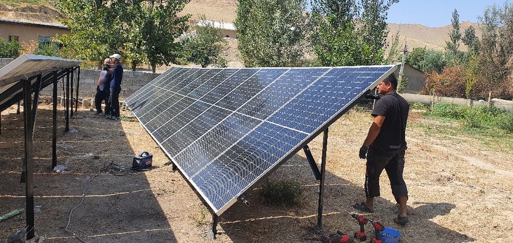 Монтажники солнечные  панели .установка, монтаж, обслуживания, ремонт.