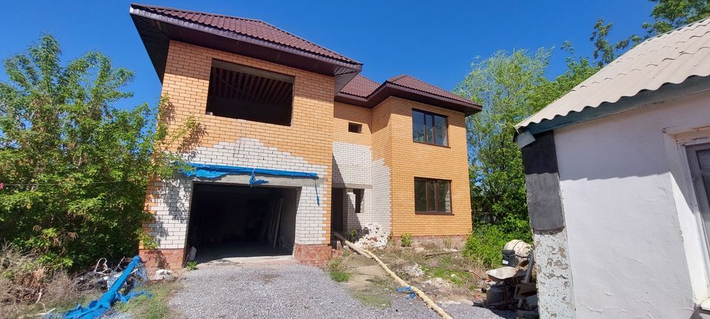 Продам два дома в мкр Сазда2