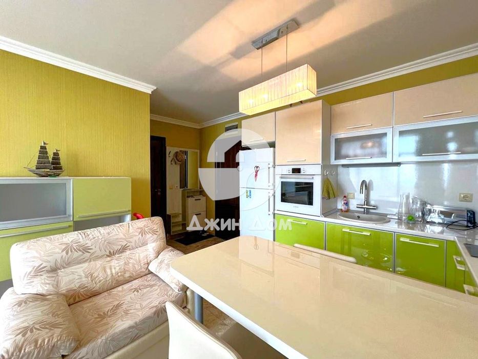 Продава се Двустаен апартамент в Свети Влас - 65 кв.м за 1968 €/кв.м - Снимка #3