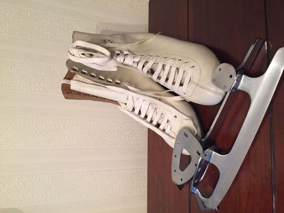 Лезвия для фигурных коньков