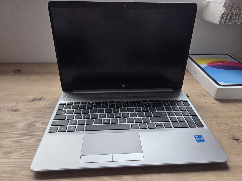 Лаптоп Hp 250 G9 512GB