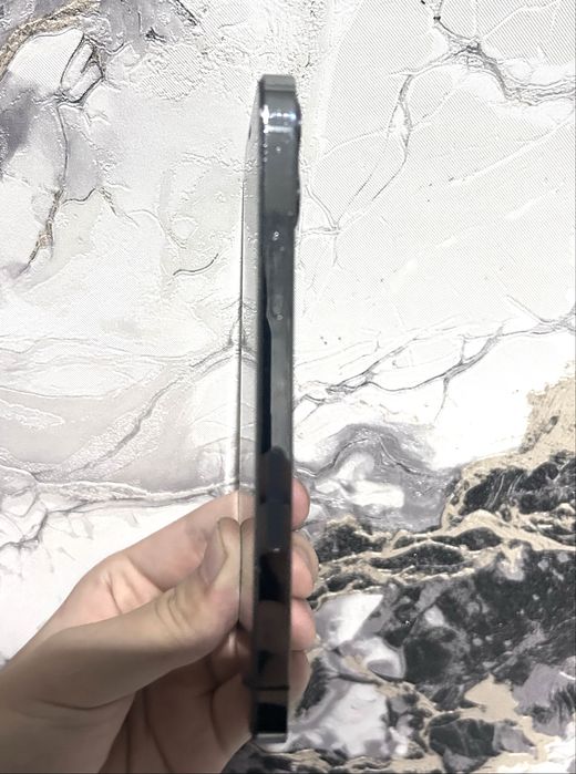iPhone 12 Pro хорошее состояние