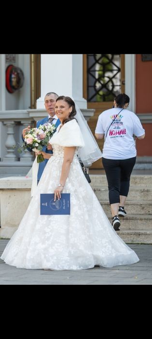 Vând rochie de mireasa