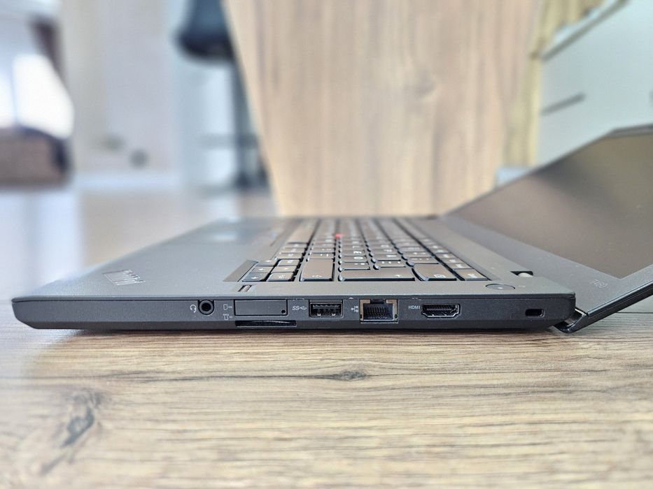 Laptop Lenovo T460 Intel i5 6th 8GB DDR3, SSD 256Gb 14", 2 baterii SIM