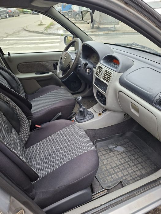 Vand renault clio symbol 2006 Craiova