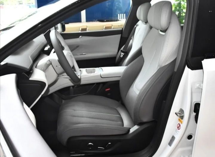 Deepal L07 | 550Max Huawei Gankun Intelligent Driving ADS SE Version