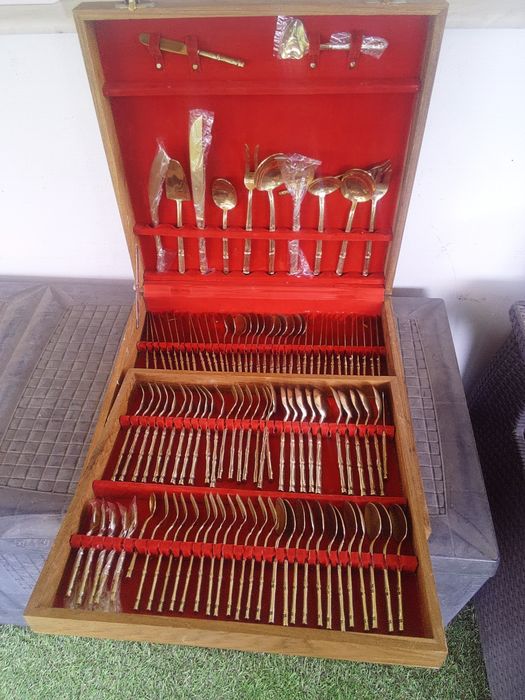 Set 12 persoane tacâmuri aurite bronz vintage