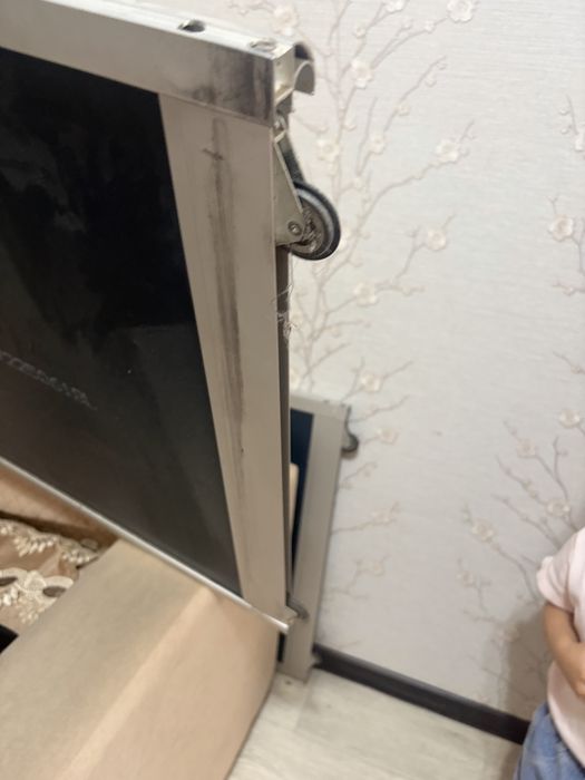 Продам зеркальные двери купе