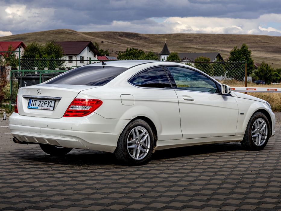 MERCEDES-BENZ C-Class 2011 — imagine 3