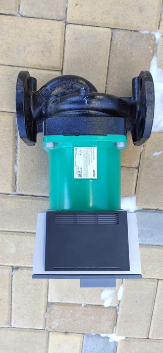 Циркуляционный насос Wilo stratos