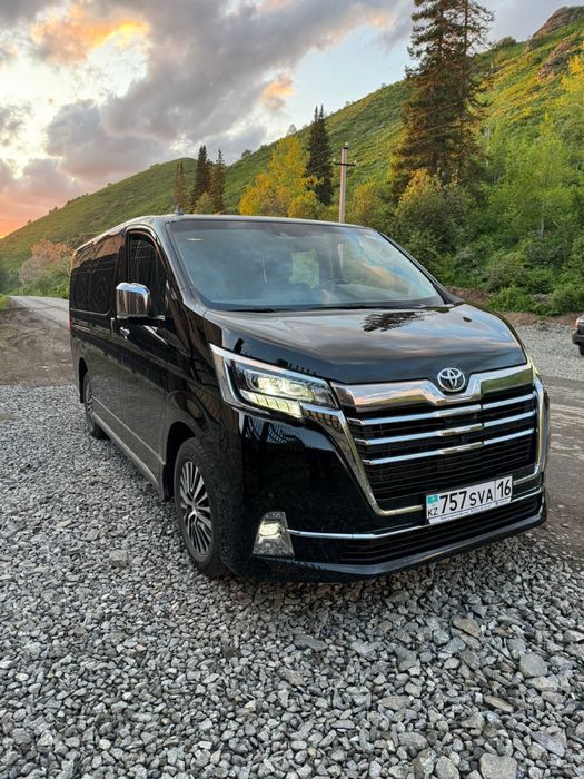 Услуги аренды автомобилей VIP-класса с водителем
