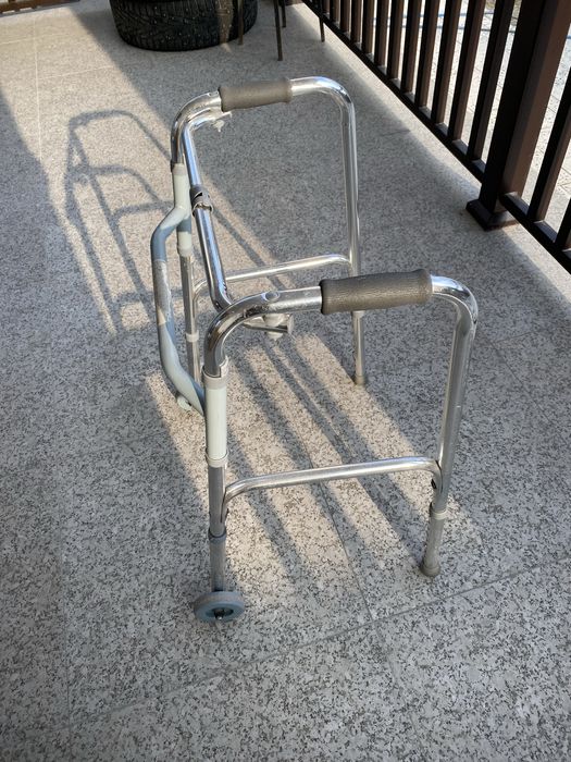 Ходунок для взрослых