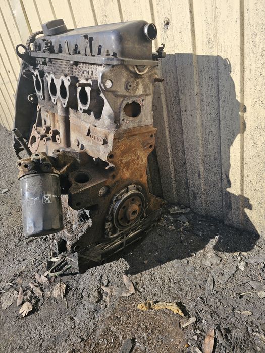 Продам двигатель ауди а4 б5 1.6 adp