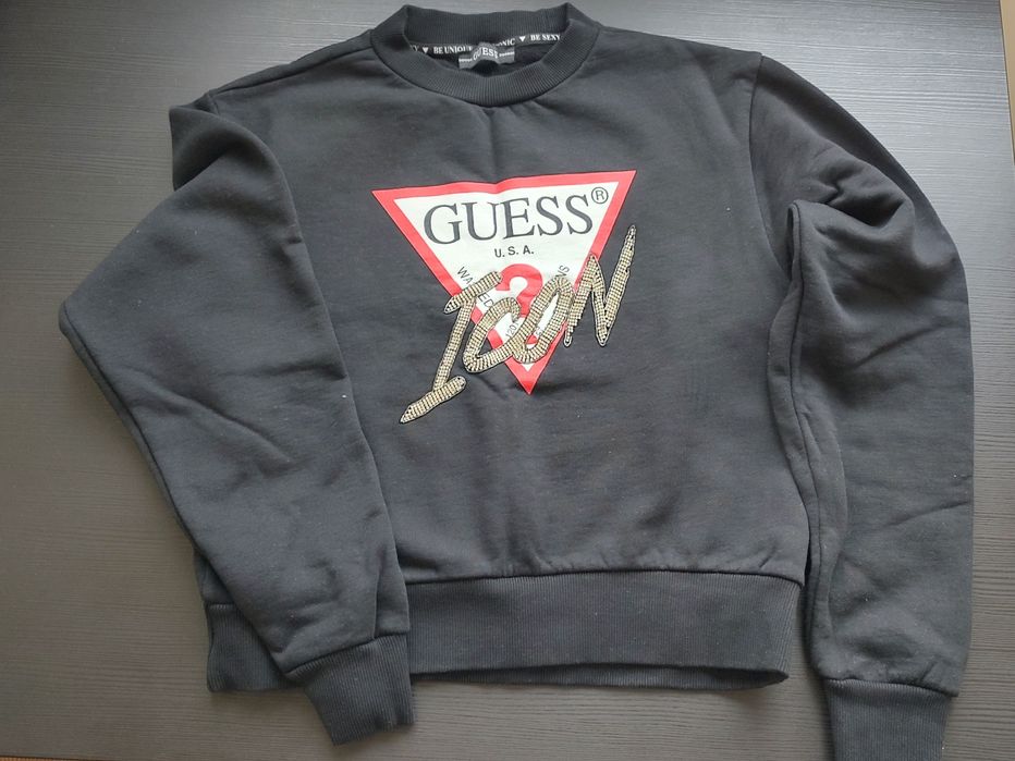 Нов суитшърт GUESS