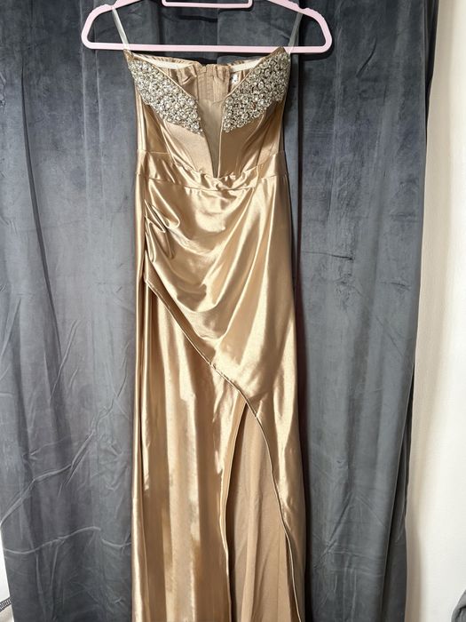 Rochie lunga eveniment