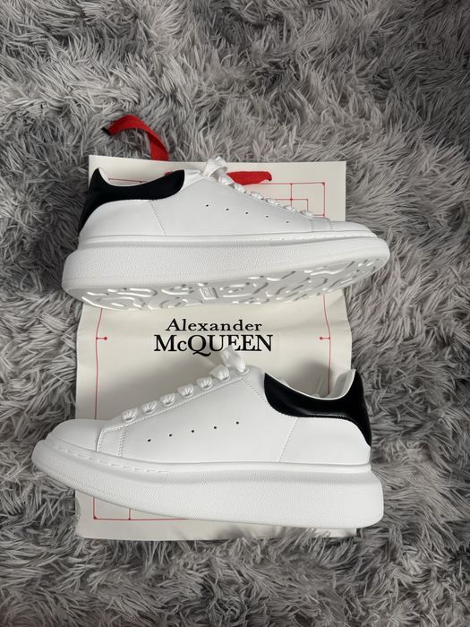Alexander Mcqueen