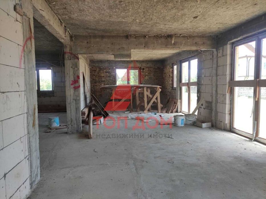 Продава се Къща в с. Храброво, Област Добрич - 140 кв.м за 393 €/кв.м - Снимка #8