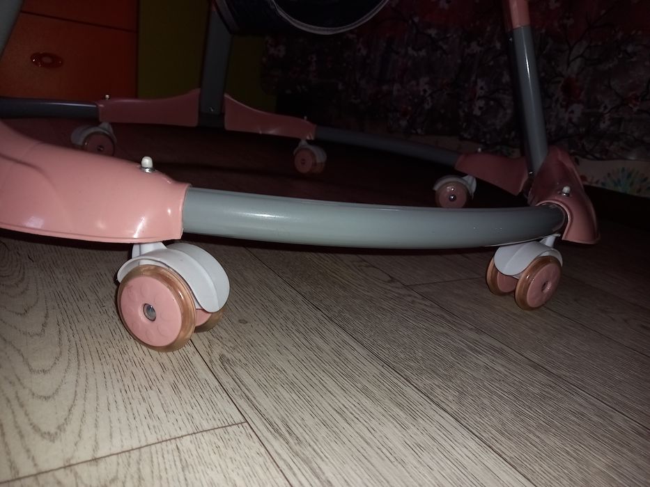 Ходунки для малышей