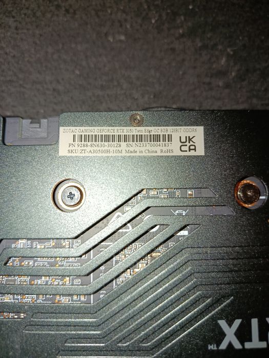 Продам RTX 3050 8gb