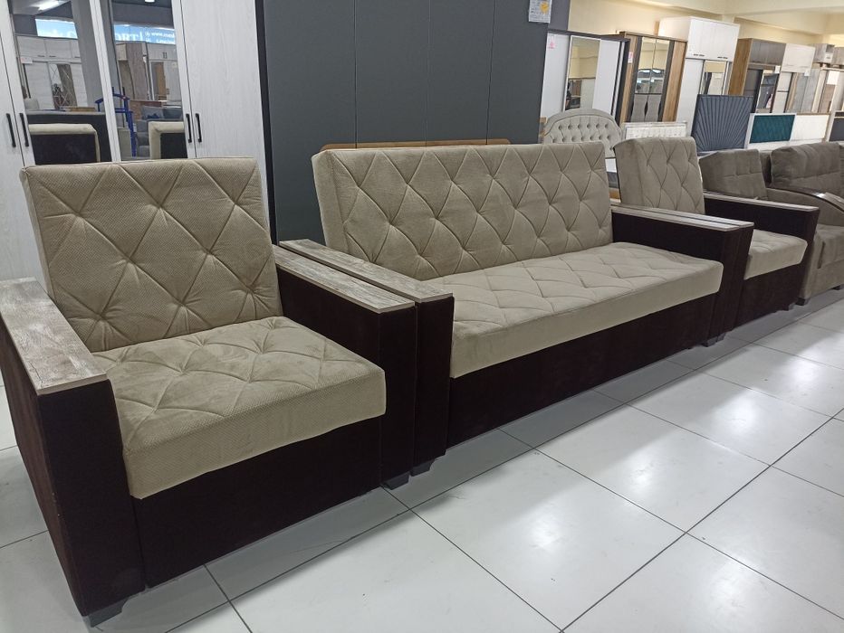 Диван и кресло с механизмом