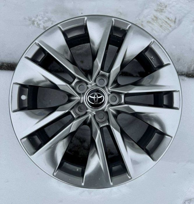 Новые авто диски R18 toyta