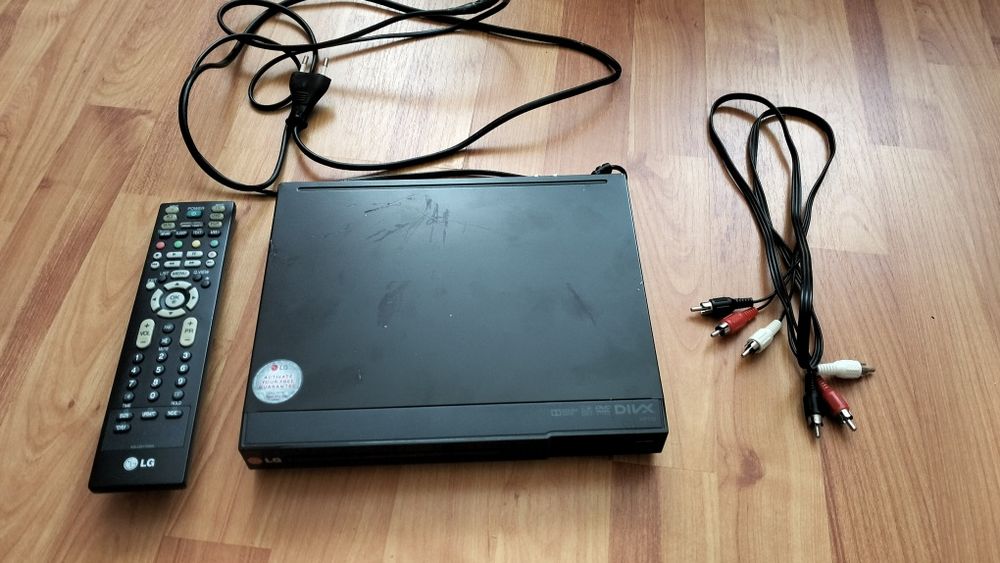 DVD player LG cu suport USB