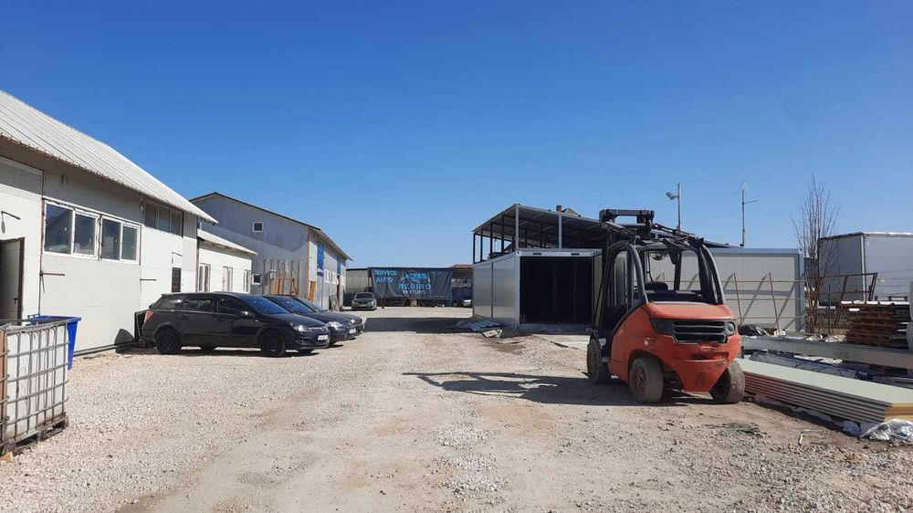 Spatiu de depozitare  sau productie  126 mp +teren Calea Feldioarei 80