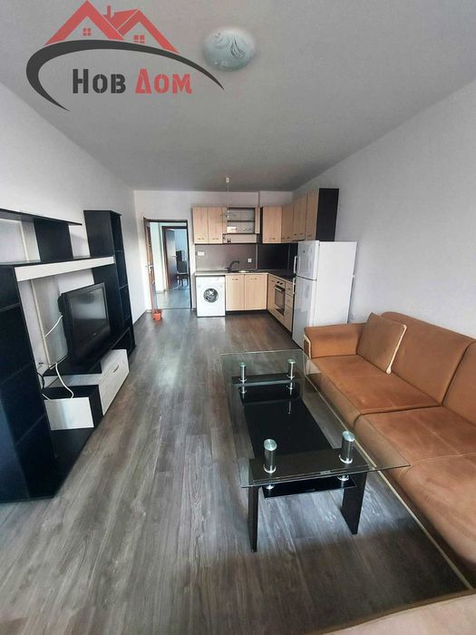 Дава се под наем Тристаен апартамент в Велико Търново, Бузлуджа - 100 кв.м за 382.5 € - Снимка #1