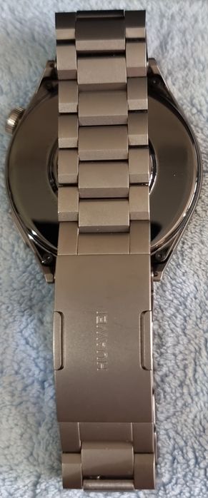 Huawei Watch GT 3 Pro de 46 de milimetri cu curea din titan impecabil 10/10. Culoare Gray