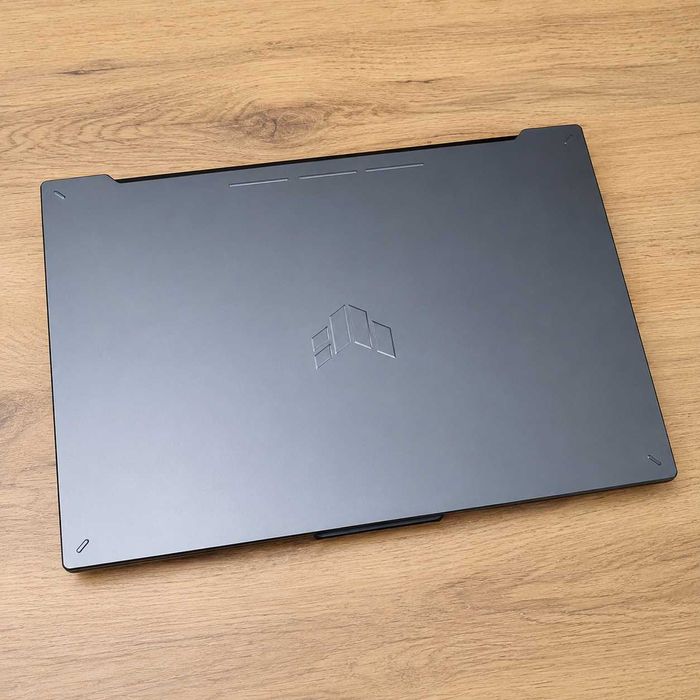 ASUS TUF Gaming F17 | i7-13700H | RTX 4060 8GB | 24GB RAM