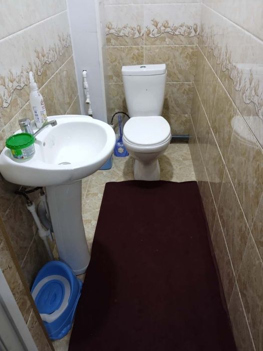 Фаргона марказида 3 хонали Янги уй сотилади.