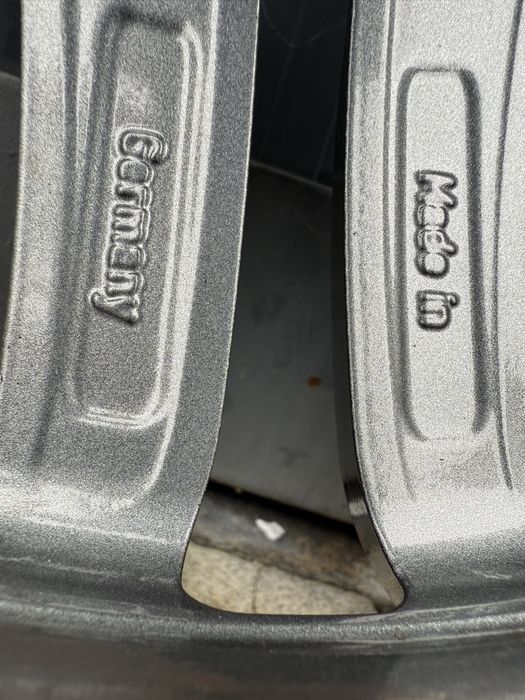 mercedes michelin 245/40/18 Дот 33/24г оригинални 1400лева