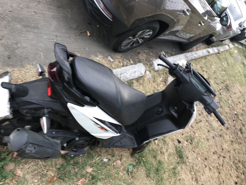 Scuter aprilia rs 125 an 2025
