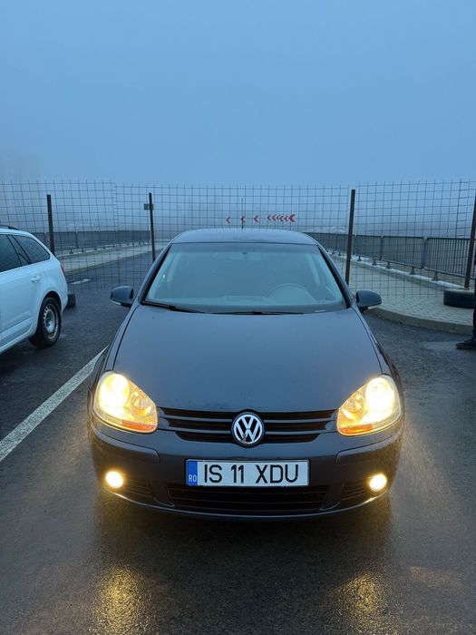 Volkswagen Golf Primul proprietar în România , an 2008 , baterie nouă
