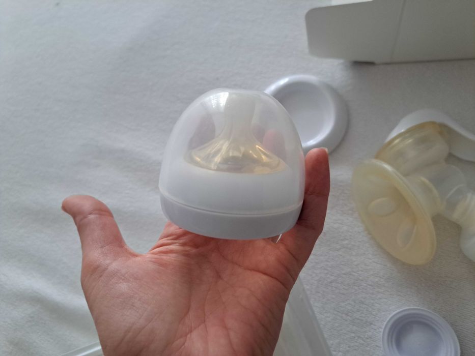 Avent ръчна помпа+шише+четка