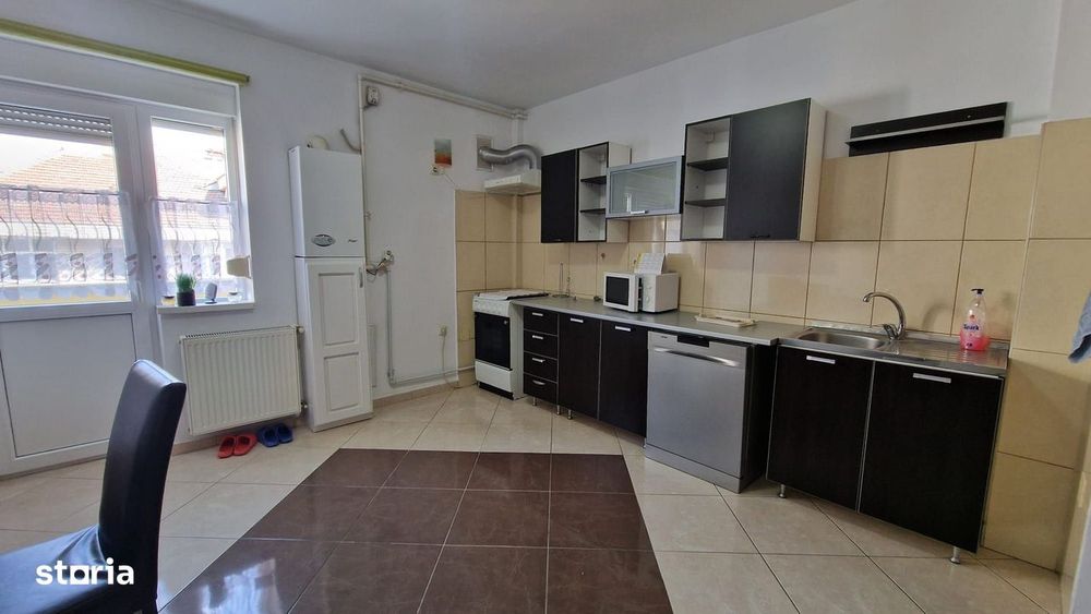 Apartament 2 camere de vanzare in Alba Iulia zona Centru