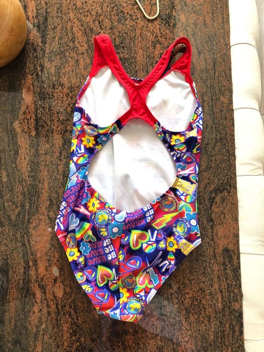 Vând costum Speedo inot